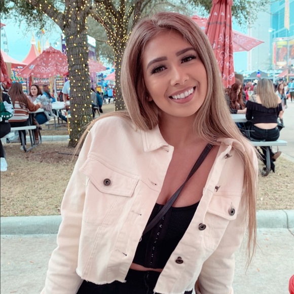saralongoria